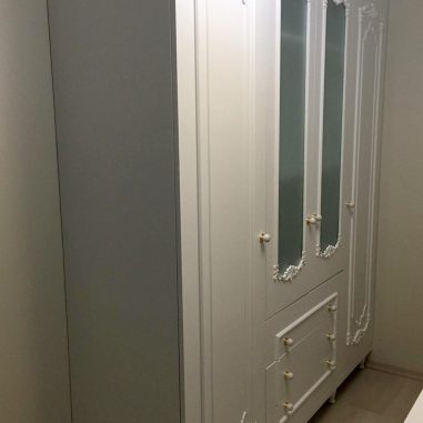 Sarakoğulları-gardırop