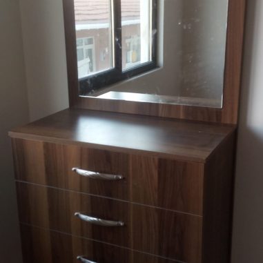 Sarakoğulları-gardırop