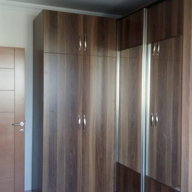 Sarakoğulları-gardırop