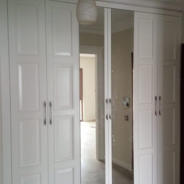 Sarakoğulları-gardırop