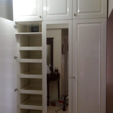 Sarakoğulları-gardırop