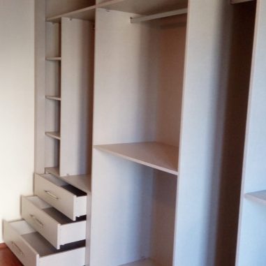 Sarakoğulları-gardırop