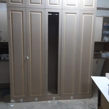 Sarakoğulları-gardırop